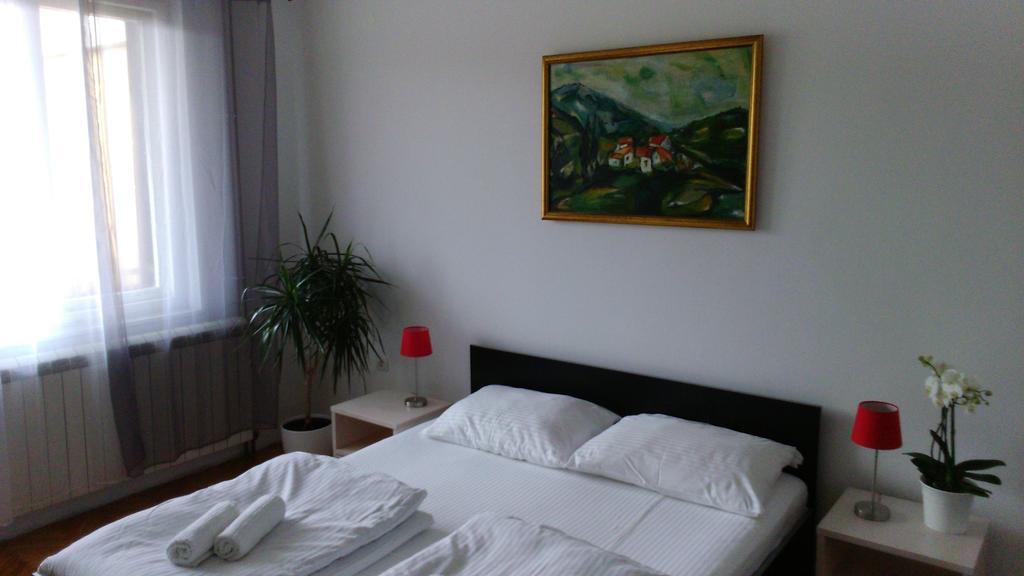 Vrnjci House Otel Vrnjačka Banja Oda fotoğraf